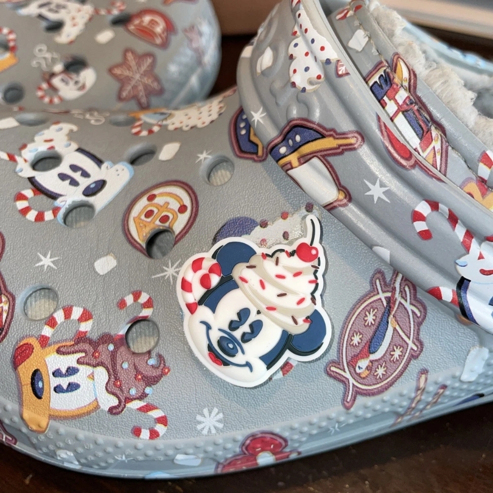 CROCS Light Gray Holiday Print Classic Clog - Picture 2 of 6